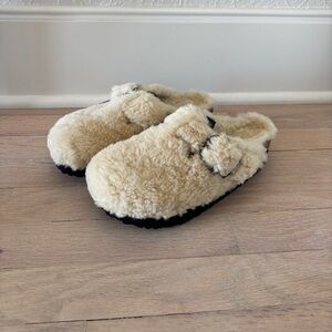 Birkenstock Papillio Boston Big Buckle Teddy Eggshell
